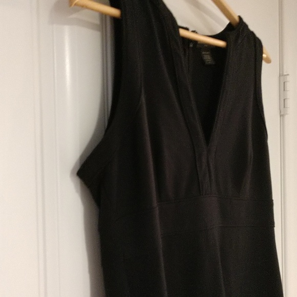 Banana Republic Dresses & Skirts - Banana Republic Black Dress